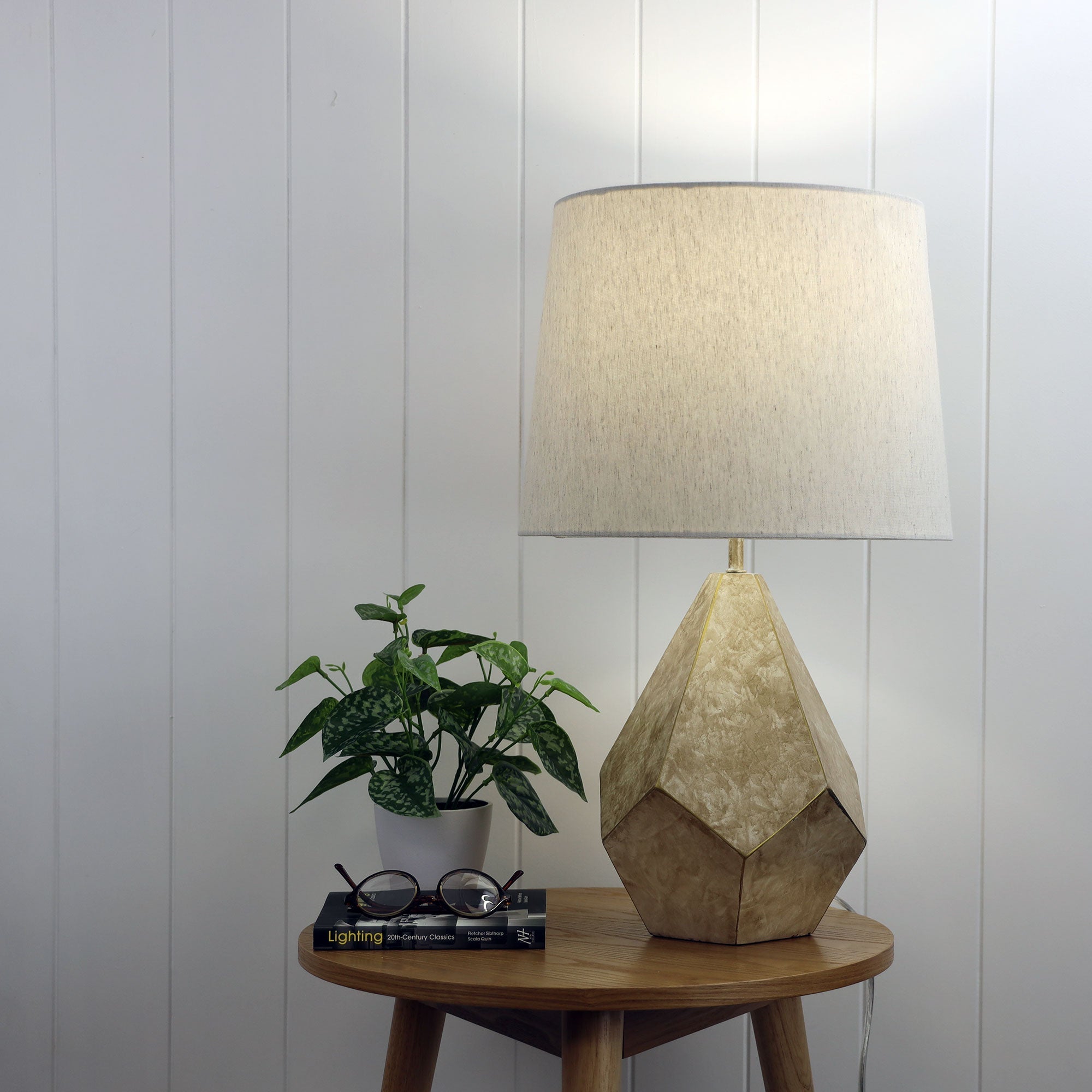 Leon Geometric Complete Table Lamp